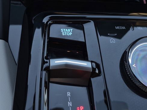 Certified 2024 BMW i5 eDrive40i w/ M Sport Package image 24