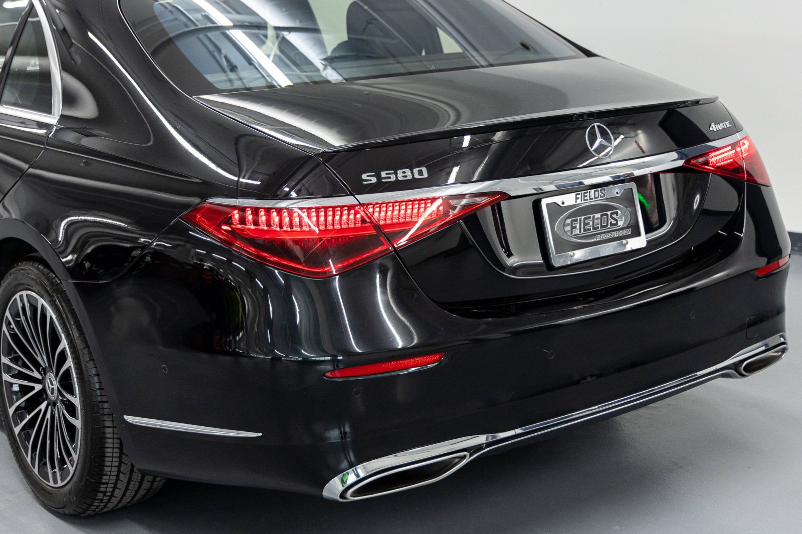 Used 2024 Mercedes-Benz S 580 4MATIC Sedan image 18