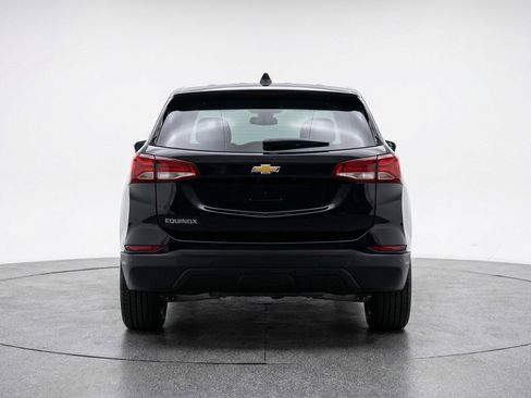 Used 2025 Chevrolet Equinox LT image 7