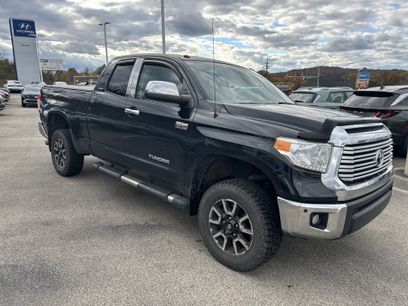 Used 2015 Toyota Tundra Limited w/ Limited Premium Package