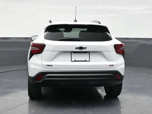 Used 2025 Chevrolet Trax ACTIV w/ Driver Confidence Package FWD image 4
