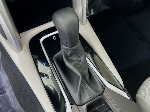 Certified 2024 Toyota Corolla Cross L image 20