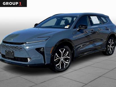 Used 2025 Toyota Crown Signia