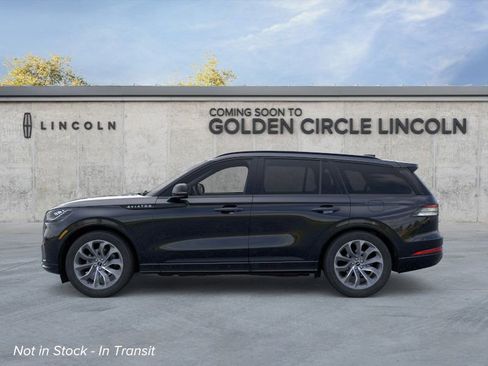 New 2026 Lincoln Aviator AWD image 4