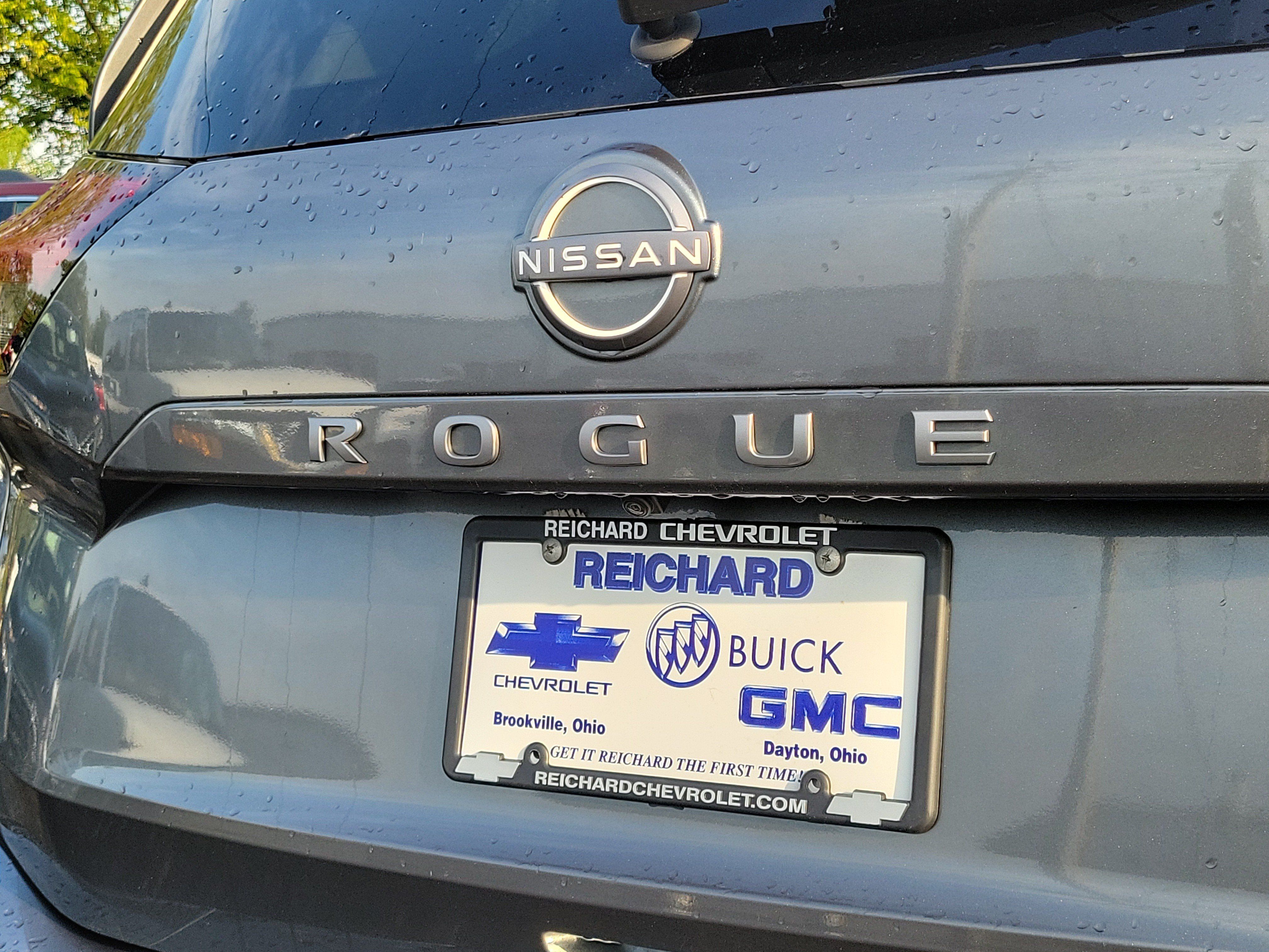 Used 2025 Nissan Rogue SV AWD/4WD image 6