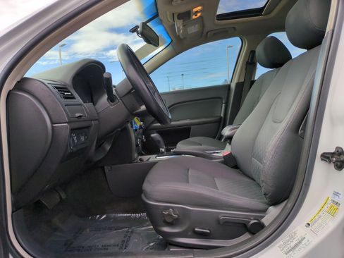 Used 2010 Ford Fusion SE image 15