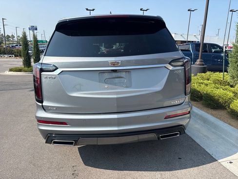 Used 2024 Cadillac XT6 Sport w/ Technology Package AWD/4WD image 7