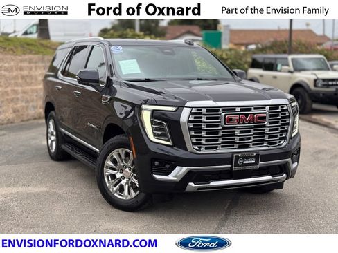 Used 2025 GMC Yukon Denali AWD/4WD image 1