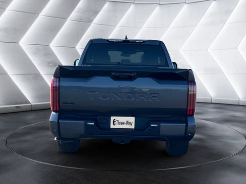 Used 2024 Toyota Tundra Platinum AWD/4WD image 4