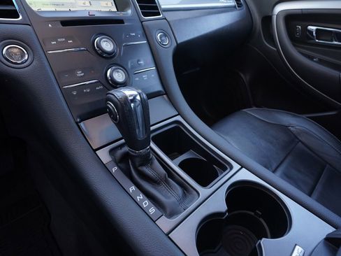 Used 2019 Ford Taurus SEL w/ Equipment Group 201A image 17