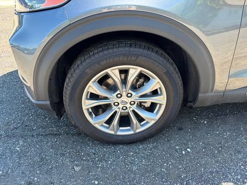 Used 2022 Ford Explorer XLT w/ Equipment Group 202A AWD/4WD image 27