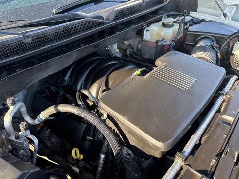 Used 2022 Chevrolet Silverado 1500 ZR2 w/ Technology Package image 49