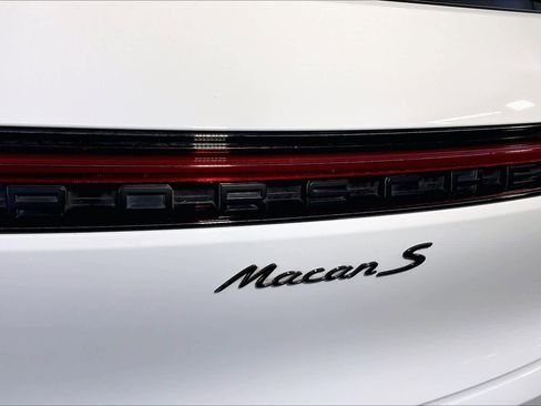 Used 2020 Porsche Macan S AWD/4WD image 33