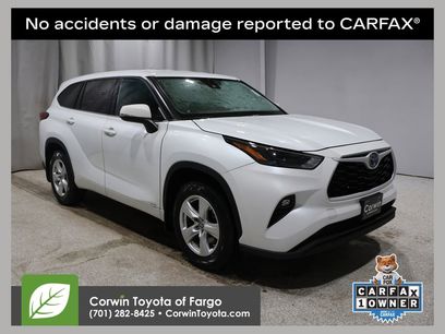 Used 2022 Toyota Highlander LE