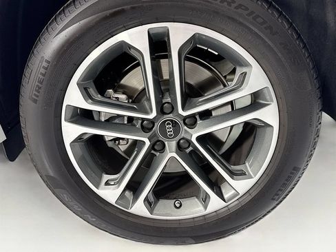 Certified 2025 Audi Q5 Premium AWD/4WD image 31