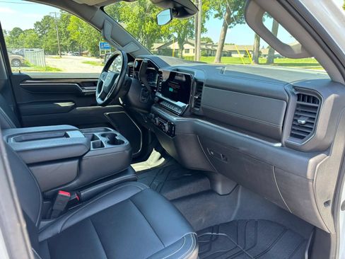 Used 2023 Chevrolet Silverado 1500 LT w/ Protection Package AWD/4WD image 20