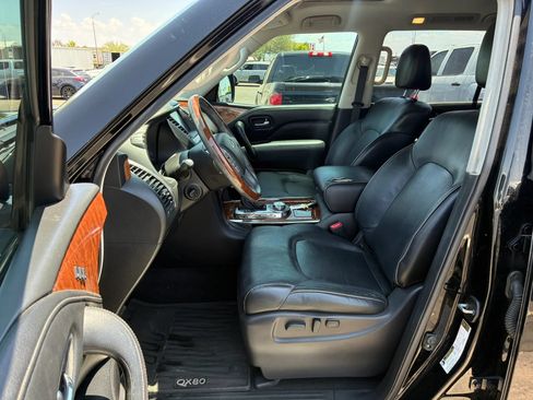 Used 2019 INFINITI QX80 Luxe w/ All-Season Package AWD/4WD image 14