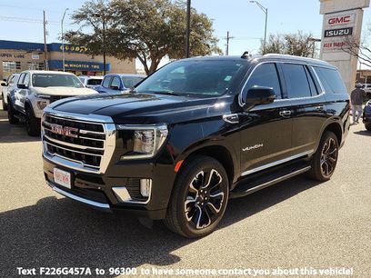 Used 2022 GMC Yukon SLT w/ SLT Premium Package