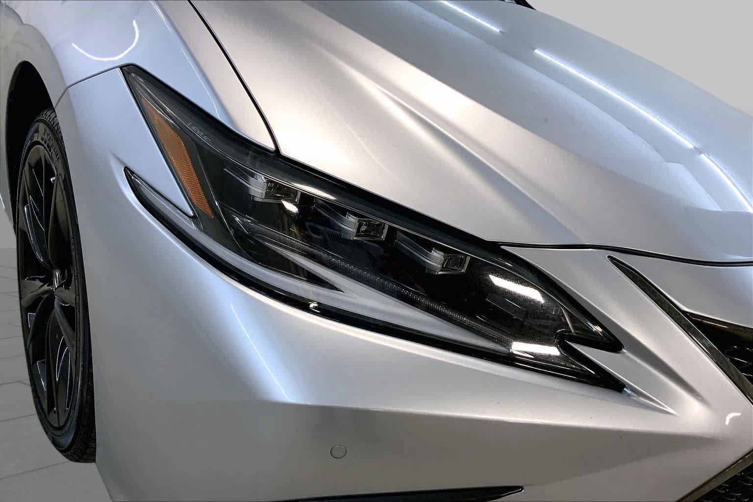 Used 2025 Lexus ES 350 w/ Accessory Package (Z1) FWD image 27