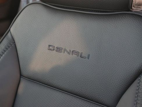 New 2026 GMC Yukon XL Denali image 15