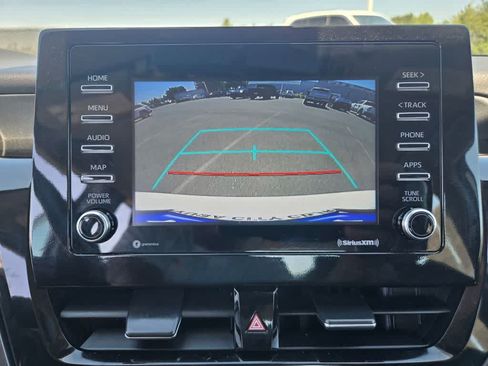 Used 2024 Toyota Camry SE FWD image 11