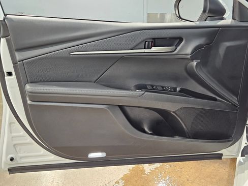 Used 2025 Toyota Camry XSE FWD image 20