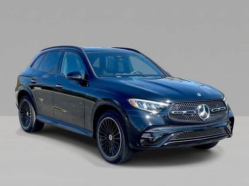 Certified 2025 Mercedes-Benz GLC 300 4MATIC image 7