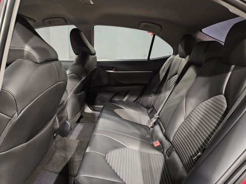 Used 2023 Toyota Camry SE image 34