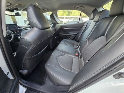 Used 2023 Toyota Camry XSE image 7