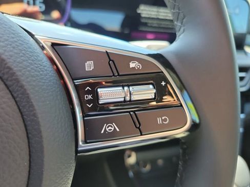 New 2026 Kia Seltos S FWD image 17