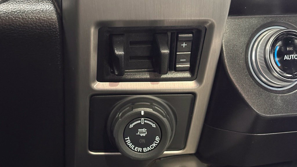 Used 2020 Ford F350 Platinum AWD/4WD image 44