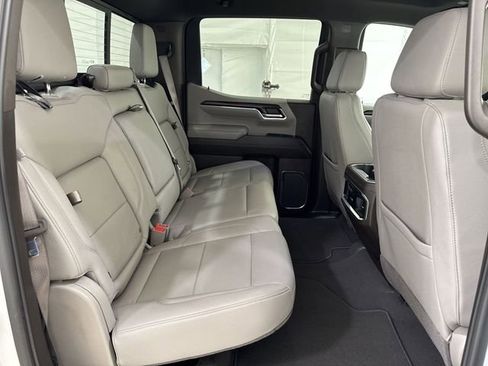 Used 2024 GMC Sierra 1500 SLT w/ SLT Premium Plus Package AWD/4WD image 27