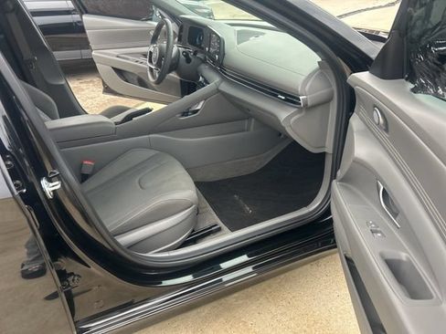 Used 2026 Hyundai Elantra Sport w/ Cargo Package FWD image 21