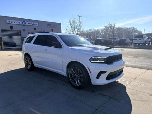 Used 2024 Dodge Durango R/T w/ Tow 'N Go Package image 3