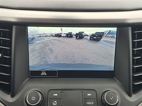 Used 2021 GMC Acadia AT4 image 13