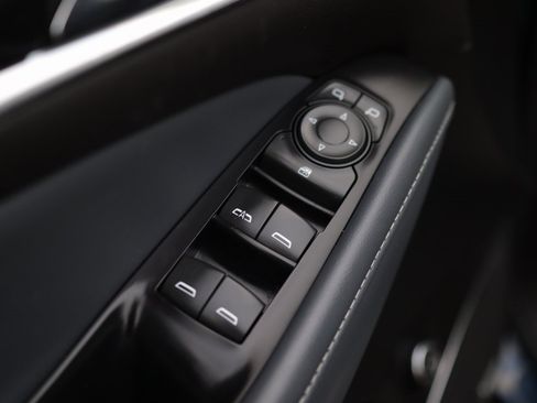 Used 2022 Buick Enclave Essence w/ Experience Buick Package image 25