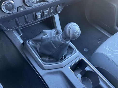 Used 2023 Toyota Tacoma TRD Sport image 42