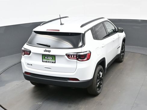 New 2026 Jeep Compass Latitude AWD/4WD image 22