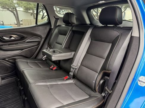 Used 2024 GMC Terrain AT4 w/ Infotainment Package II image 20