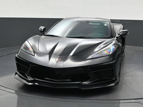 Used 2024 Chevrolet Corvette Stingray Coupe w/ 1LT RWD image 9