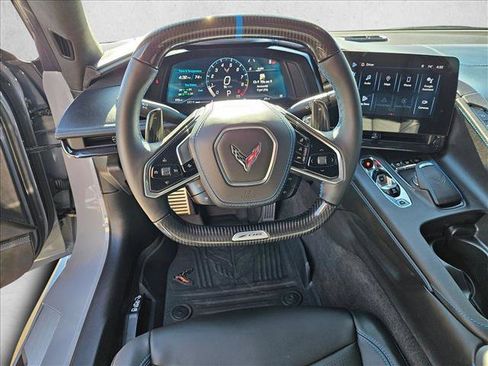 Used 2025 Chevrolet Corvette Z06 w/ Z07 Performance Package image 11