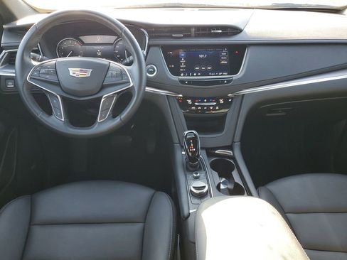 Used 2023 Cadillac XT5 Luxury image 23