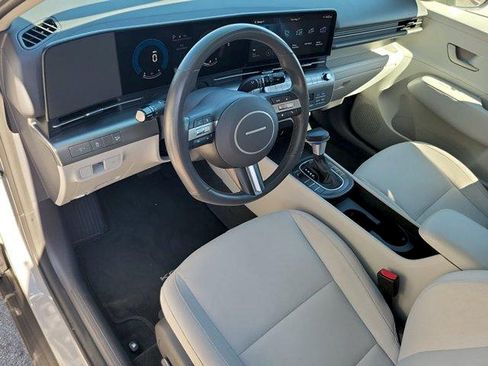 Certified 2025 Hyundai Kona SEL FWD image 21