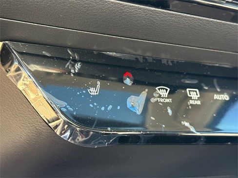 New 2026 Nissan Kicks SR w/ SR Premium Package image 28