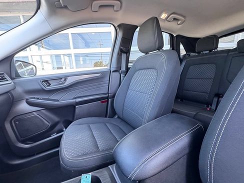 Used 2023 Ford Escape Active w/ Cold Weather Package FWD image 22