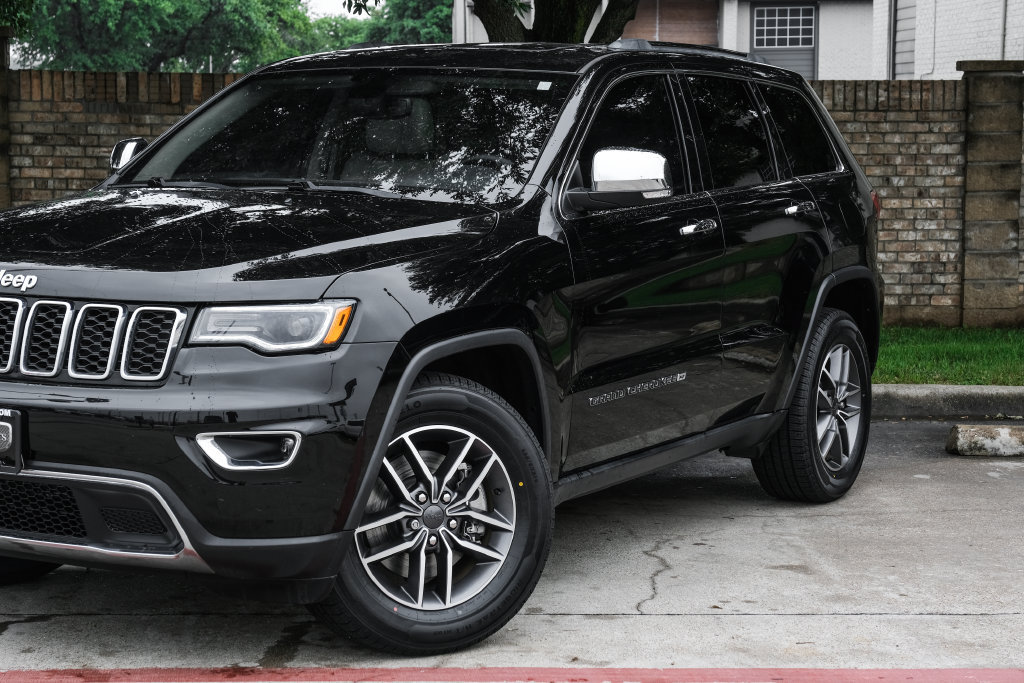 Used 2022 Jeep Grand Cherokee Limited w/ Tech Group RWD image 14