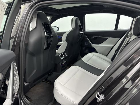 New 2026 BMW M5 image 29