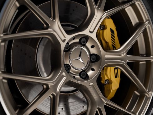 Used 2024 Mercedes-Benz AMG GT 63 image 24