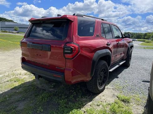 Used 2025 Toyota 4Runner TRD Off-Road Premium AWD/4WD image 4