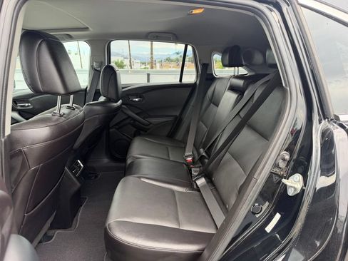 Used 2017 Acura RDX w/ Technology Package FWD image 4